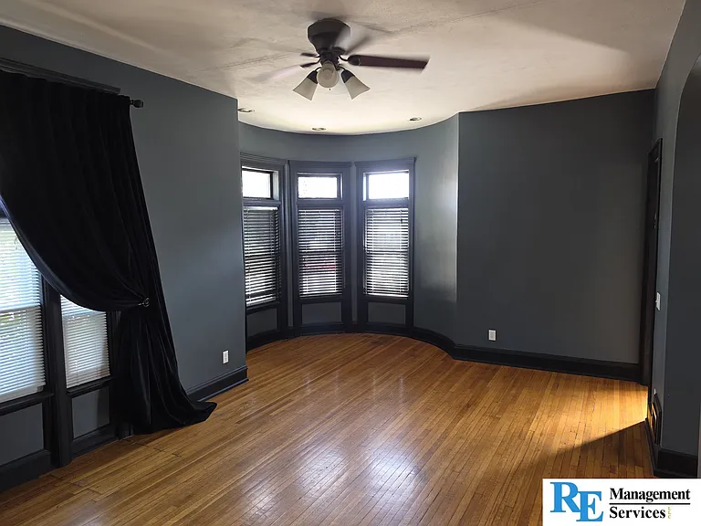1102 S 30th Ave — Photo 8