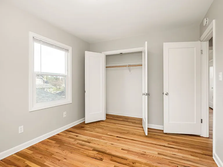 Parkside Apartments — Photo 37
