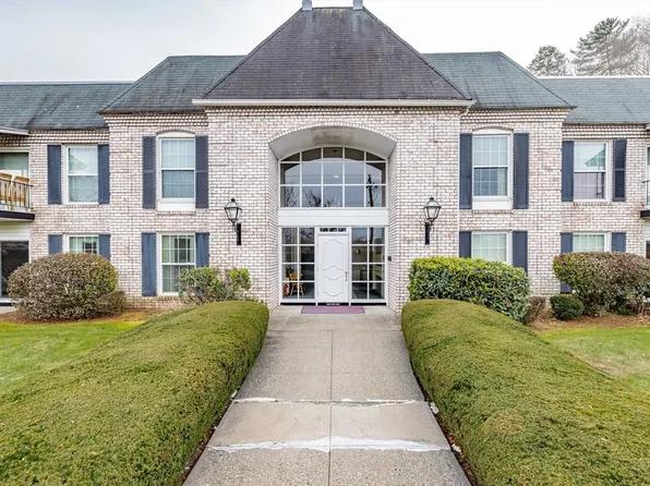 324 Russell Rd APT 113, Westfield, MA 01085