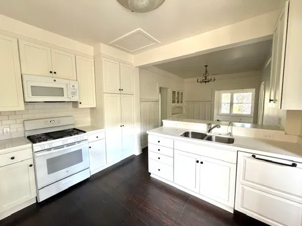 1135 Chino St APT A, Santa Barbara, CA 93101