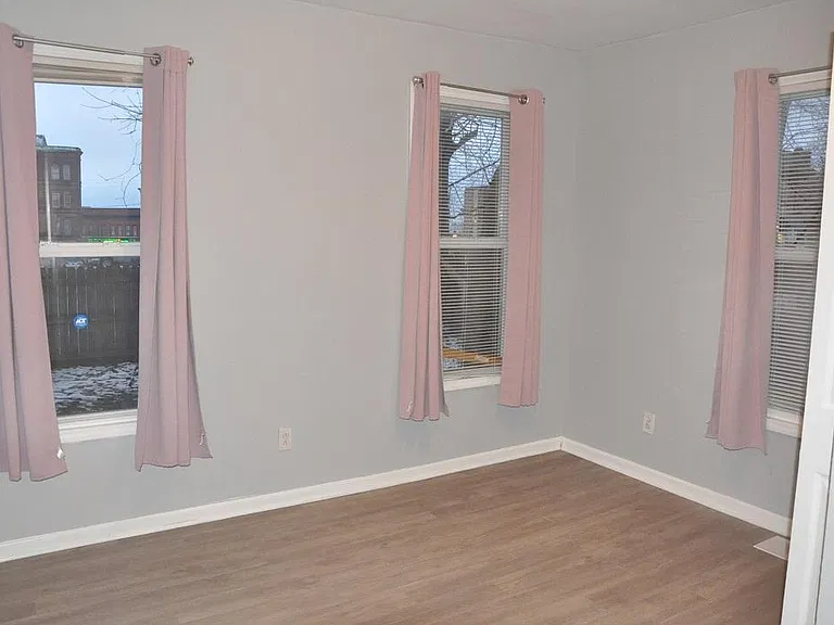 809 N Townsend St #3 — Photo 10