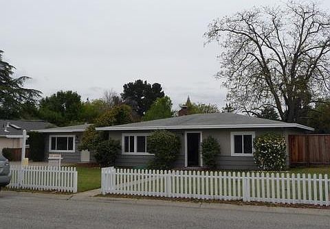 2nd image of 18580 Cox Ave