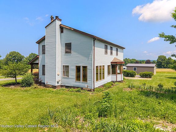 4th image of 530 Colby Road