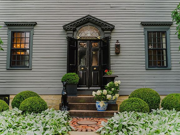 5th image of 250 Potters Ln