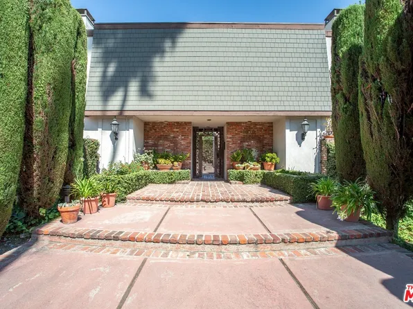 1910 Rodney Dr APT 3, Los Angeles, CA 90027
