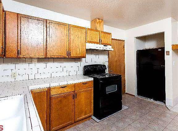 3rd image of 5128 Arlington Ave