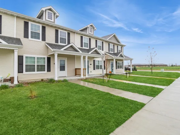 2232 Hazeltine Pl, Norwalk, IA 50211