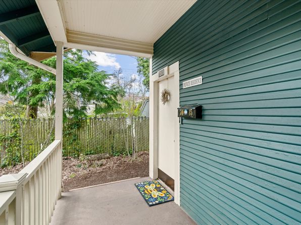 7015 N Greeley Ave #C