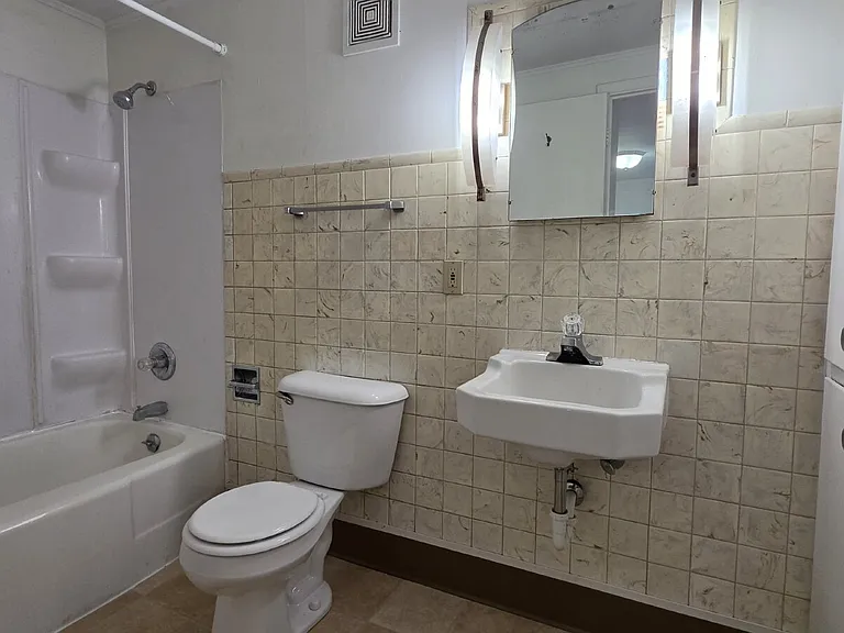 314 Milwaukee St #1 — Photo 8