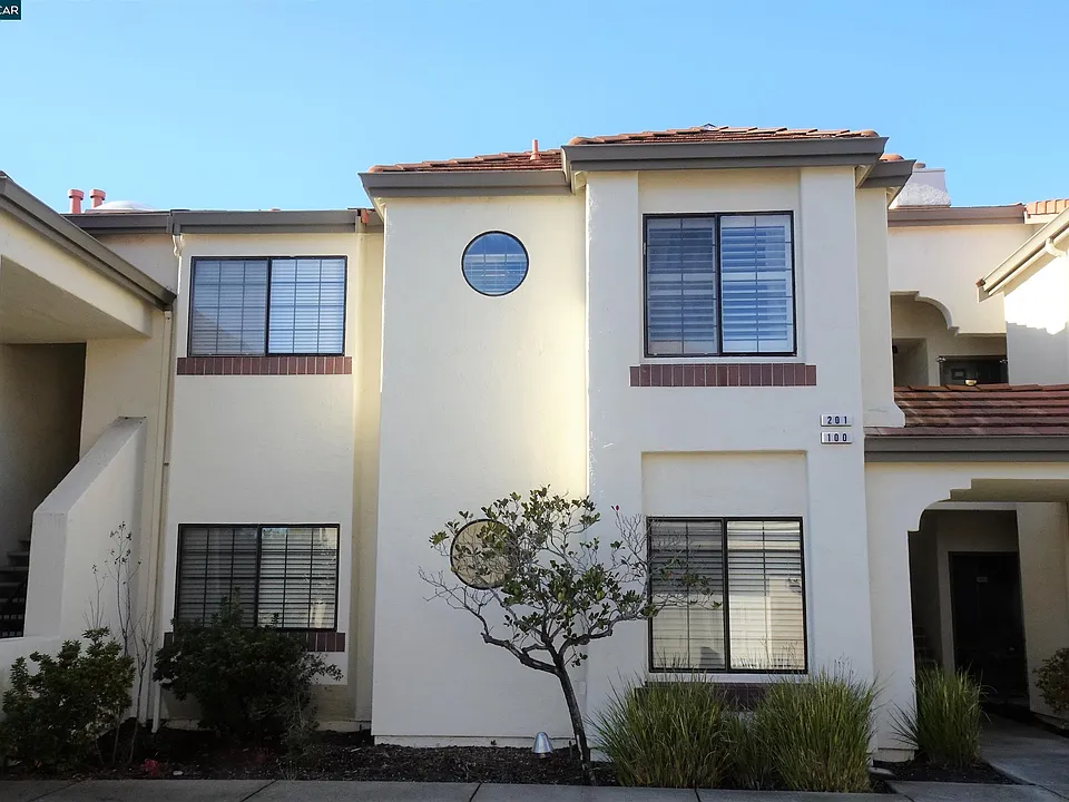 85 Tahoe Ct #201