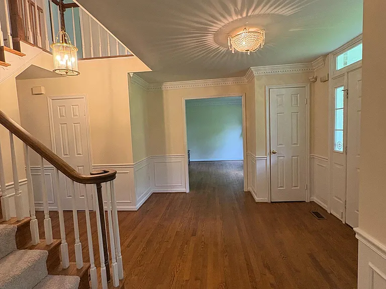 3502 Holly Rd — Photo 20