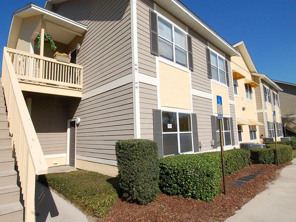 1 Exterior