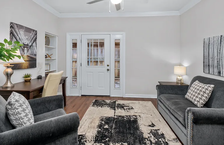 2210 Augusta Dr — Photo 21