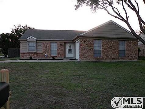 1st image of 7001 Moss Rose Ct