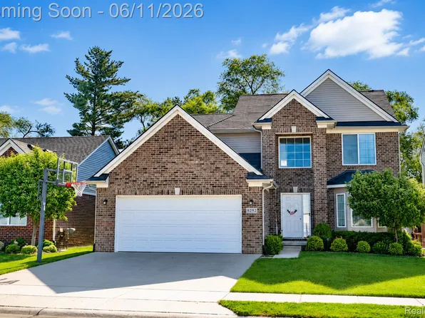 9292 Liberty Ct, Livonia, MI 48150