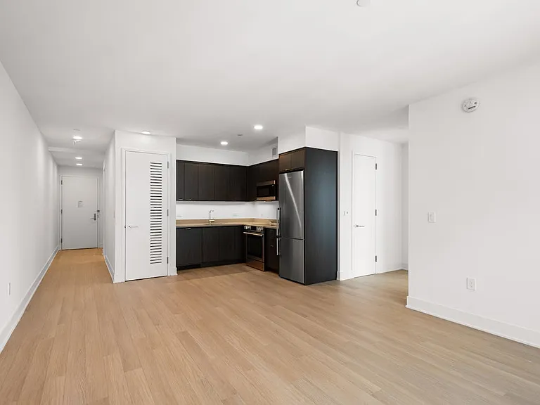 662 Pacific St #17M — Photo 4