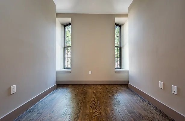 Rented by Nooklyn NYC LLC | media 36