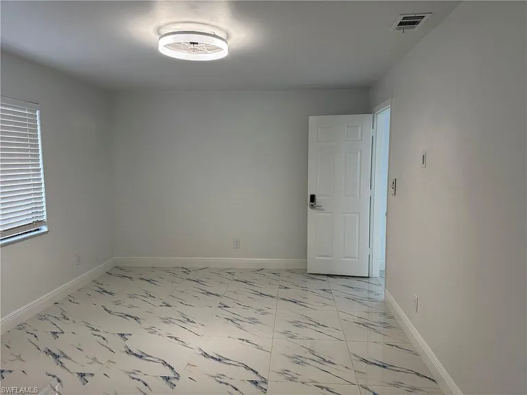 101 Edward Ave — Photo 16