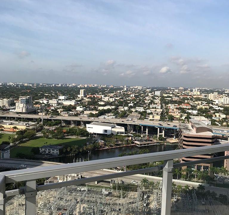 1st image of 90 SW 3rd St APT 2911
