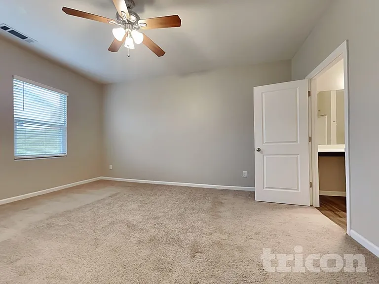 381 Alexander Ln — Photo 8