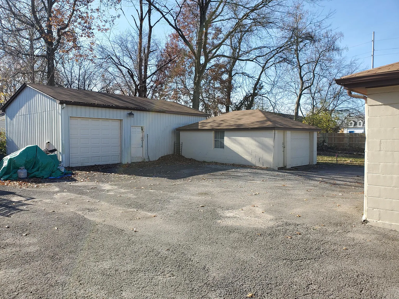 2 bed, 800 sqft, $1,375 — Photo 2