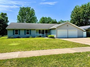 4821 Mackinaw Rd, Saginaw, MI 48603