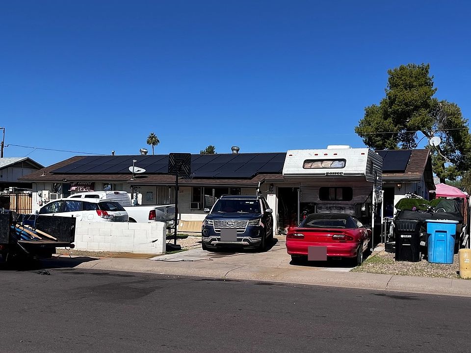 1st image of 3210 W Country Gables Dr