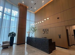 121 NE 5th St #701-A, Miami, FL 33132