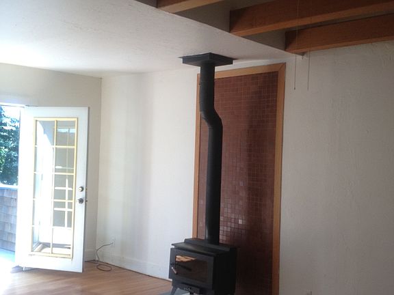 LIVING ROOM WITH FIREPLACE