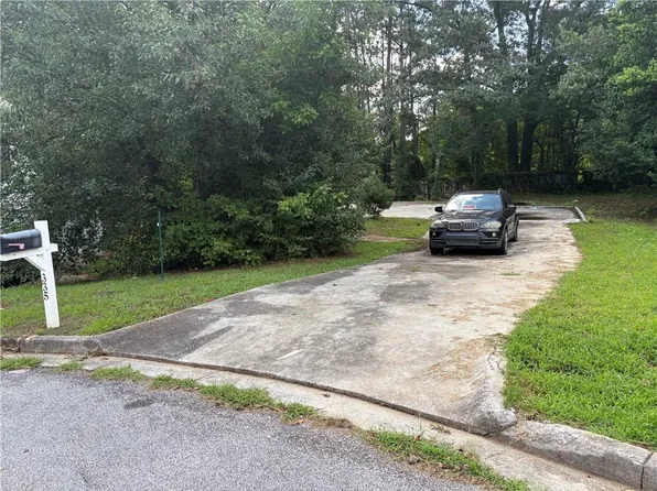 335 Lake Royale Pl, Riverdale, GA 30296