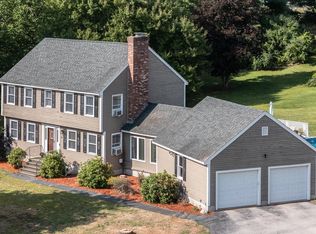 27 Riverview Cir, Litchfield, NH 03052