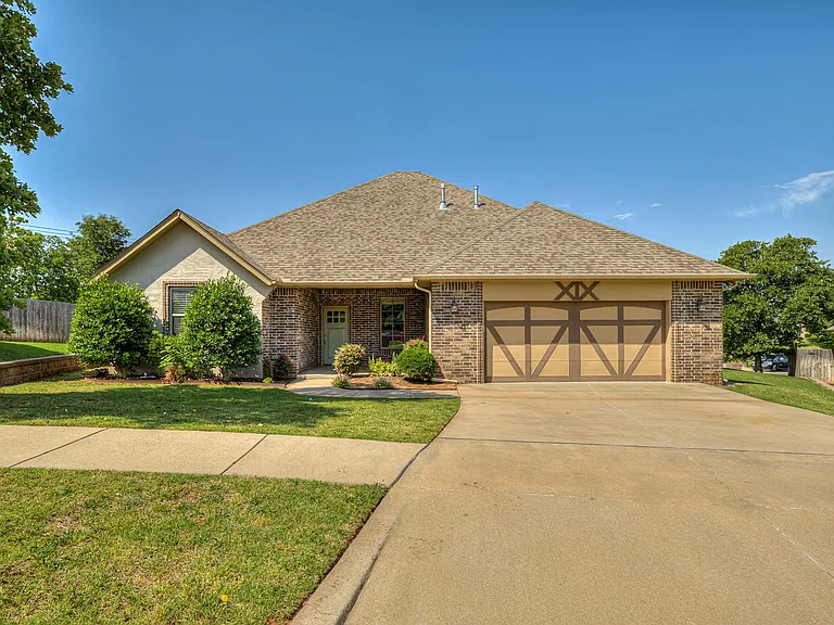 2709 Pacifica Ln — Photo 38