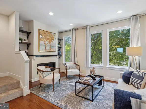 5629 45th Ave, Hyattsville, MD 20781