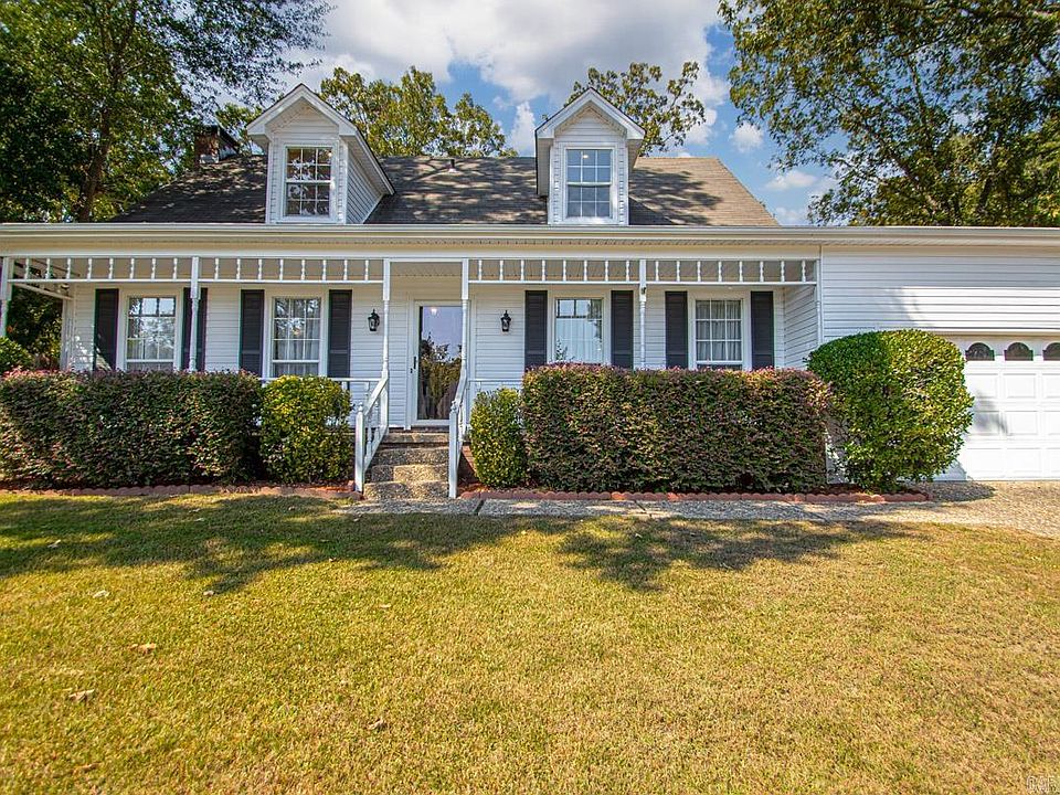 1st image of 7 Dove Creek Cir