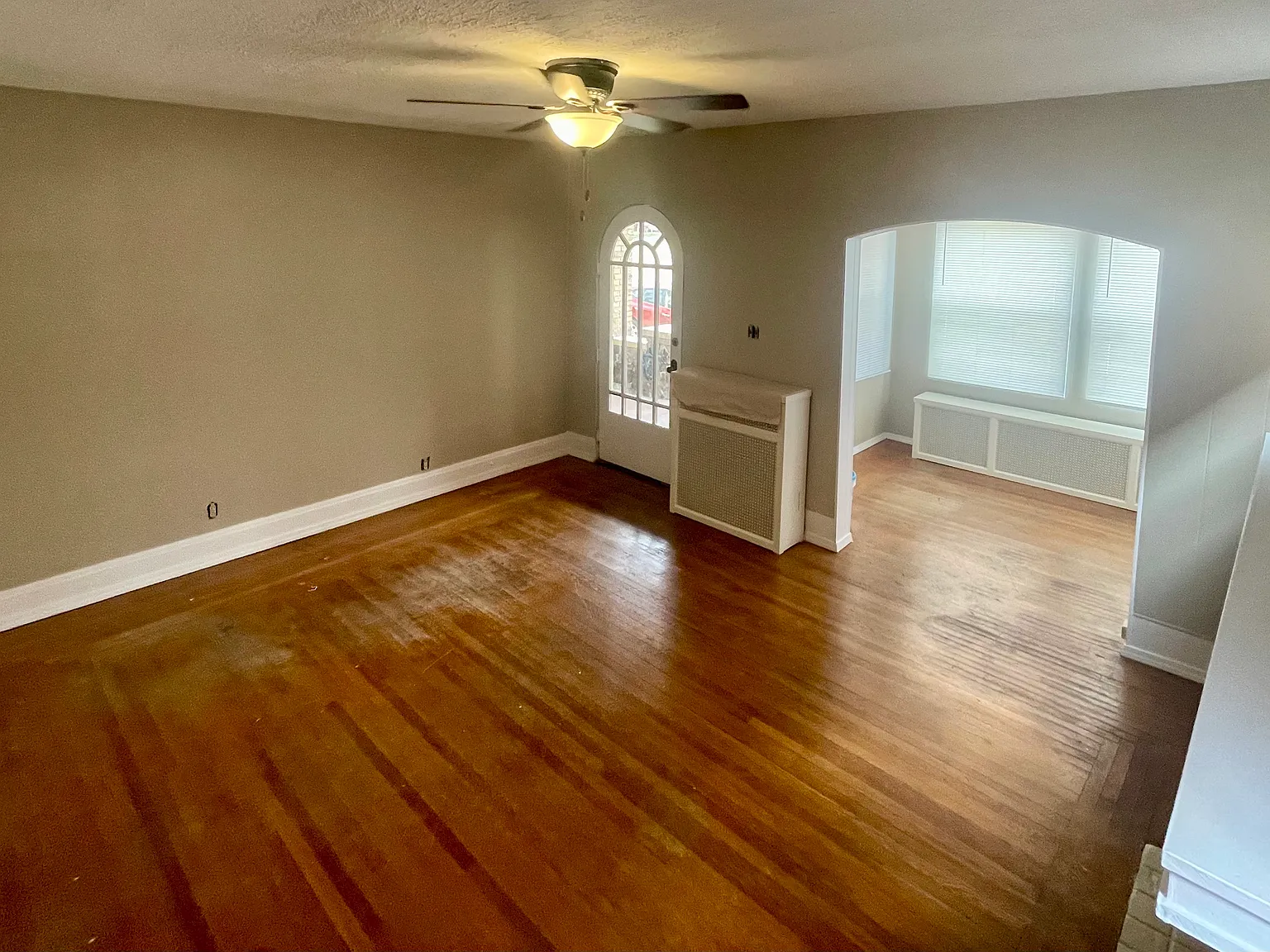 2 bed, 1100 sqft, $1,400 — Photo 4