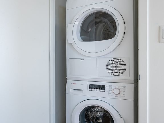 4th image of 626 Flatbush Ave APT 18J