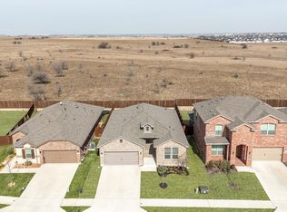 1864 Mensa Dr, Haslet, TX 76052