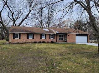 1901 Oak Grove Ave, Sterling, IL 61081