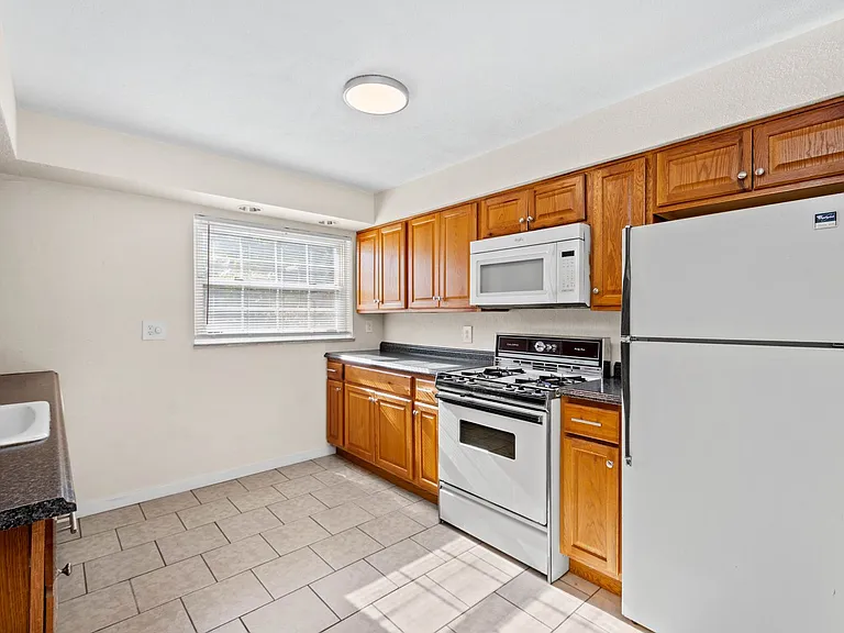 11130 Frankstown Rd #1 — Photo 9