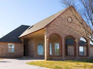 2450 Lindsey Ln, El Reno, OK 73036