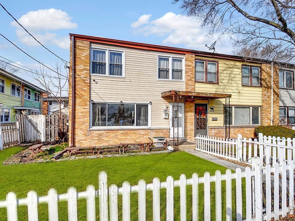 1st image of 543 Lynn Ct Unit B