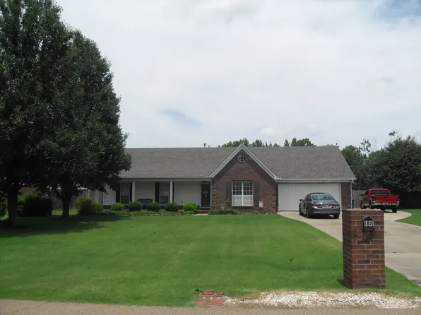 188 Squires Grove Dr W, Atoka, TN 38004