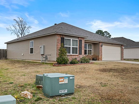 3rd image of 6616 Trammel Estates Ln