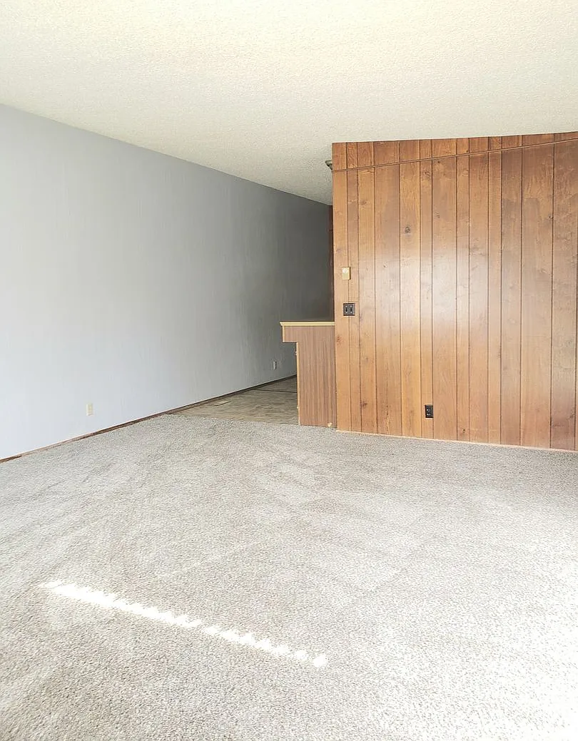 Dayton St Duplexes — Photo 4