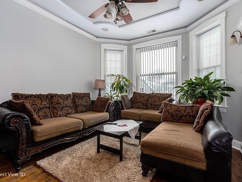 1st image of 1857 N Albany Ave #2