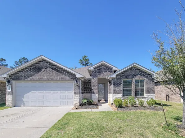 2326 Strong Horse Dr, Conroe, TX 77301