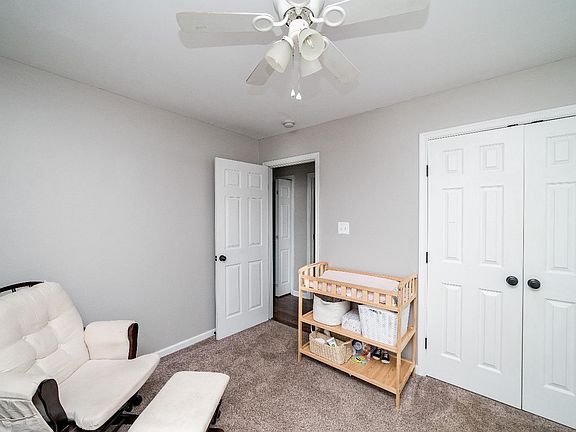 4th image of 94 Valleyview Dr