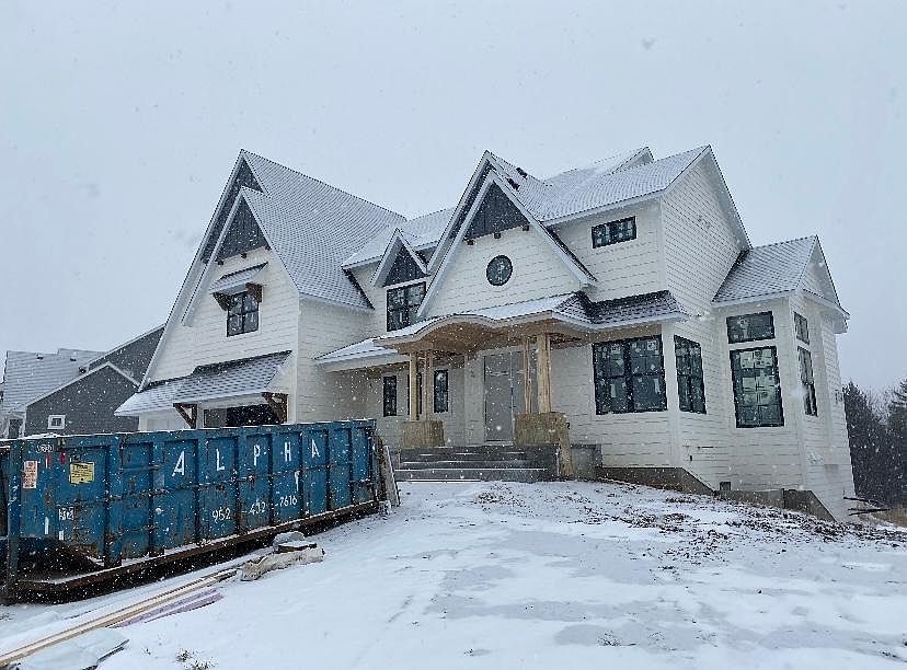 1st image of 5669 Garden Dr