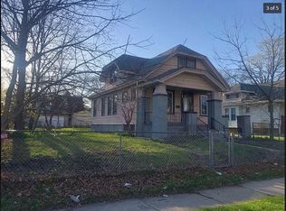 5553 N 38th St, Milwaukee, WI 53209
