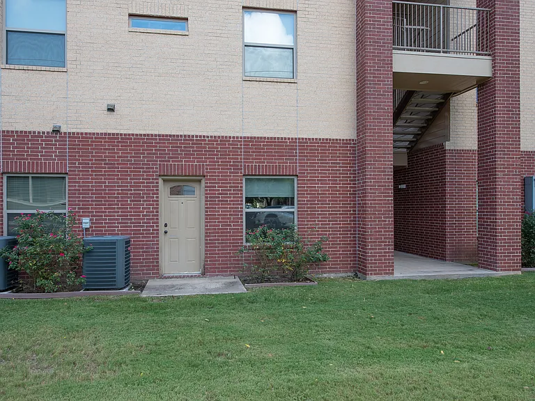 Falcon Point — Photo 124